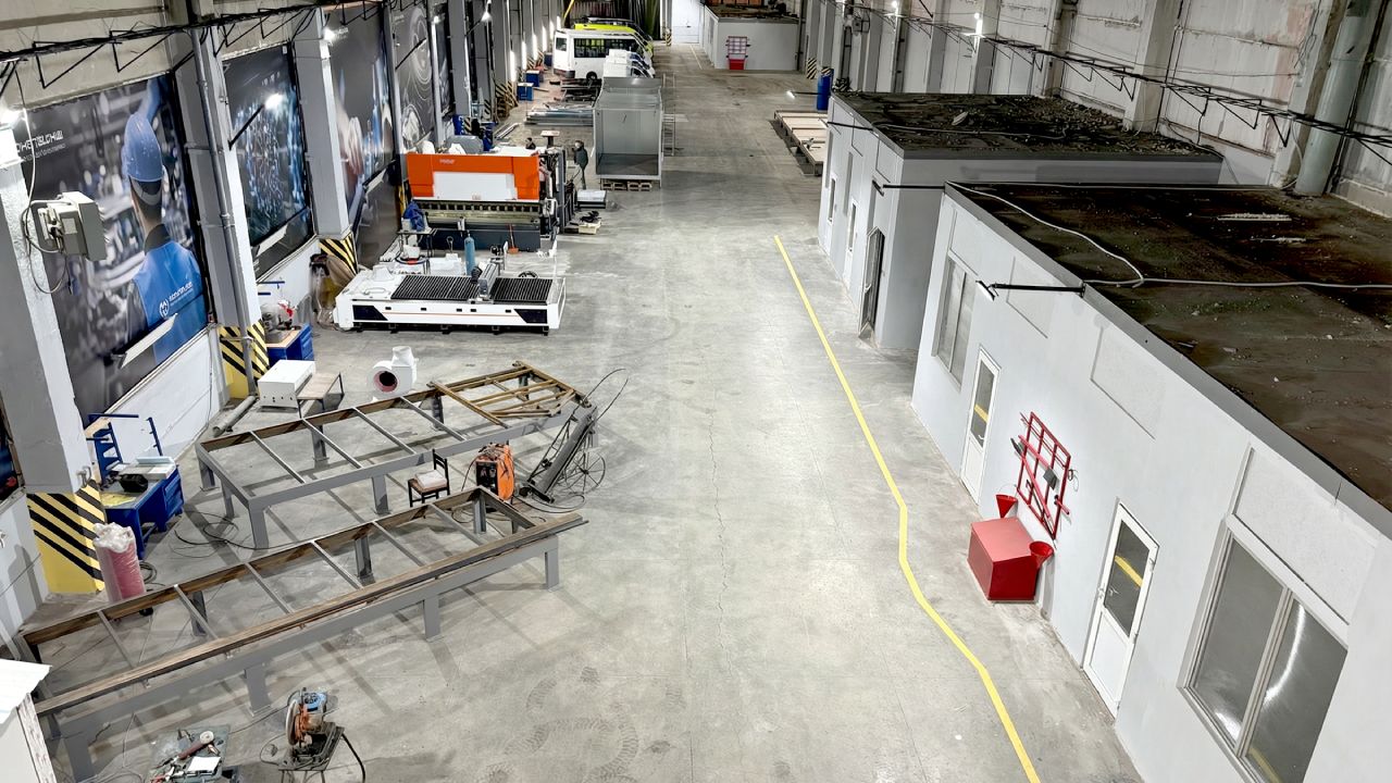 Компания 002.jpg